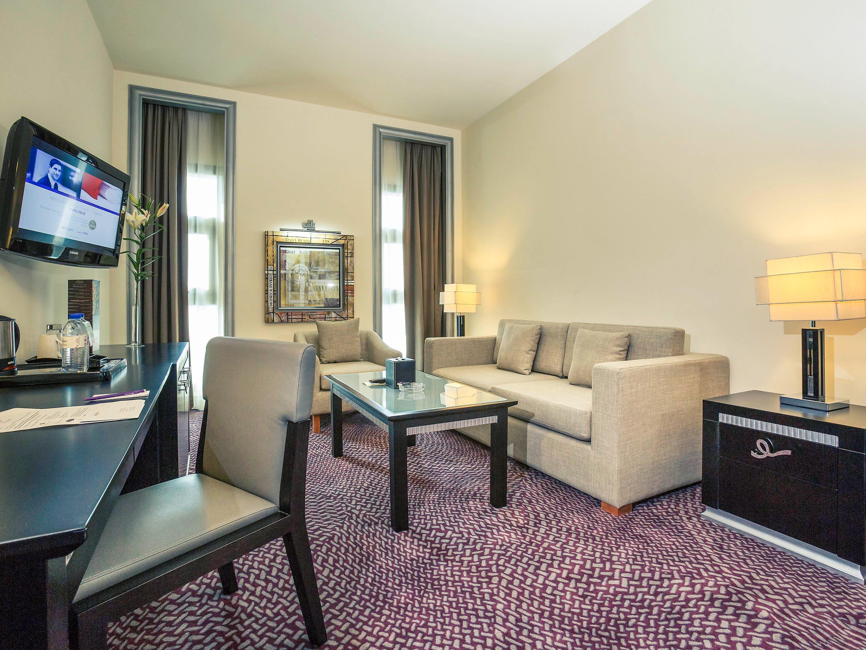 Crowne Plaza - Dubai Jumeirah By Ihg Esterno foto Suite